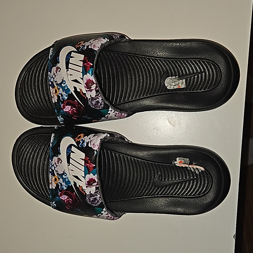 Nike slides for women